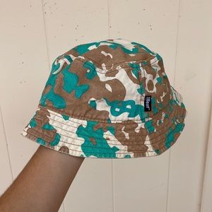 Camo Bucket hat!